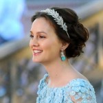 Finding a single picture to capture elegance on the Upper East Side was a challenge, one I defeated by giving you a picture of Blair's wedding headband #Want.